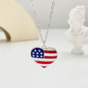 05 White K Small Peach Heart 1272