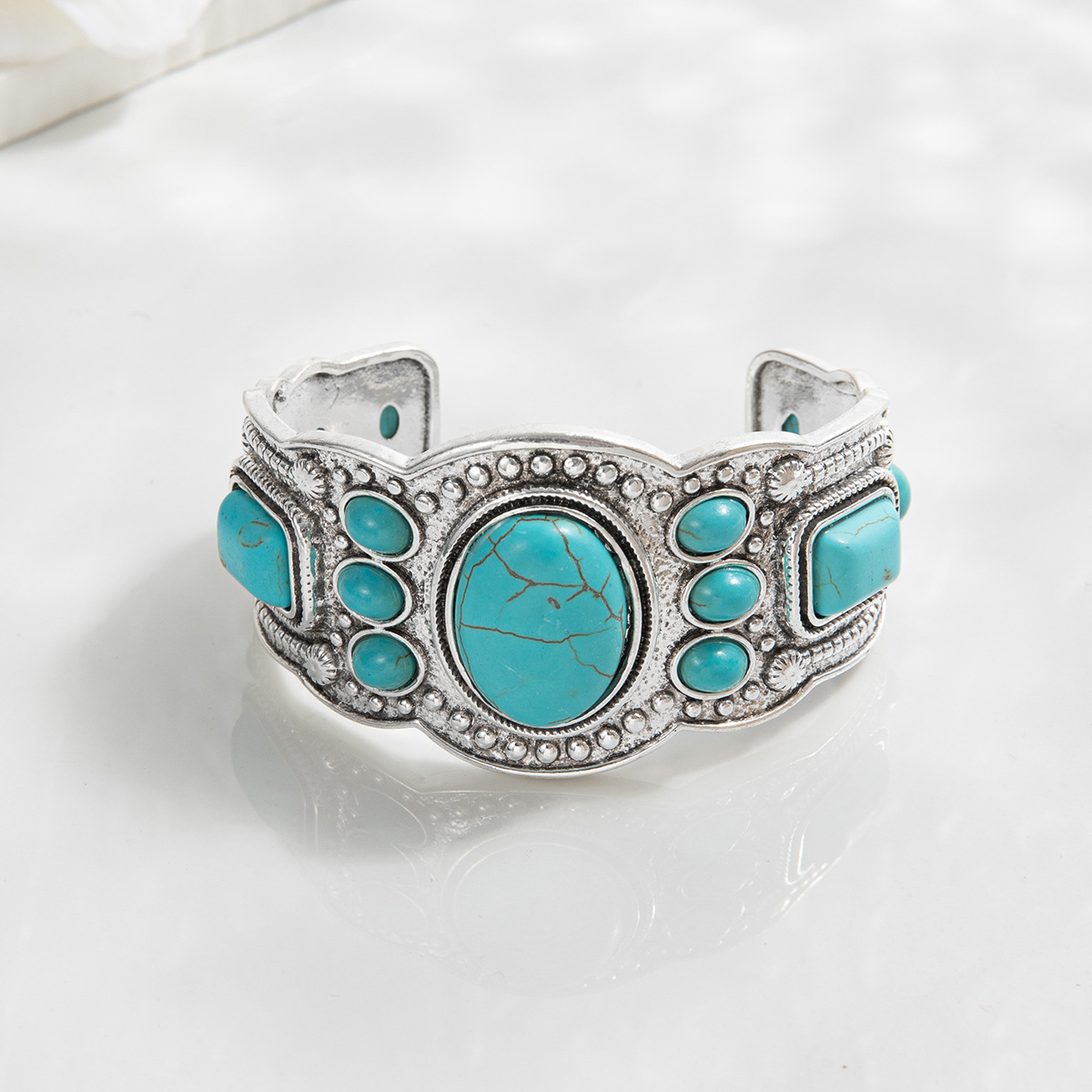 Wholesale Turquoise bracelet, ethnic style jewelry, bohemian natural stone jewelry, exaggerated accessory.