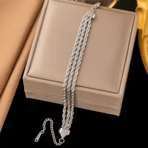24 [Ae2062] Three-Layer Hemp Flowers Chain Bracelet / Steel Color