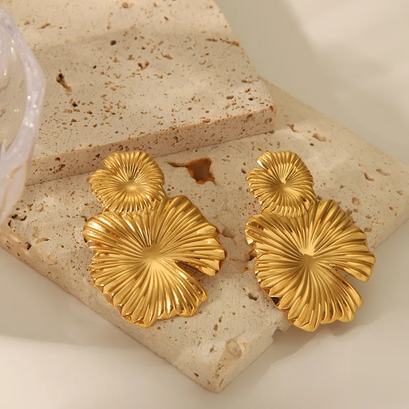 Wholesale PVD Coated Real Gold Plated 18K Gold Leaves 304 Stainless Steel Exaggerated French Style Waterproof Non Tarnish Ear Studs