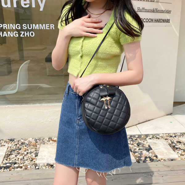 Wholesale Small round handbag, quilted bag, embroidered mini bag