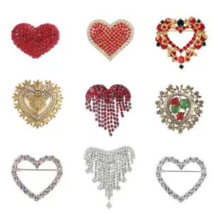 Wholesale Luxurious Full Diamond Heart Shaped Lapel Pins Fashionable Versatile Clothing Accessories For Women Teacher's Day Gift