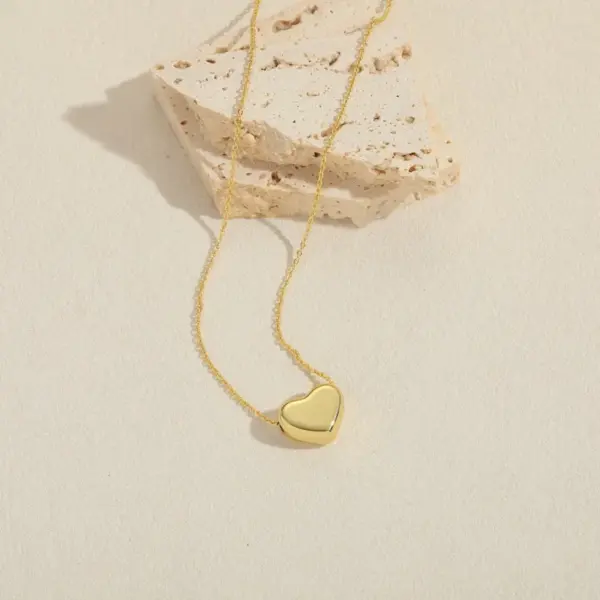 Wholesale New Fashion Simple Geometric Smooth Daily Versatile Petite Heart-Shaped 14K Gold-Plated Collarbone Chain Women's Necklace