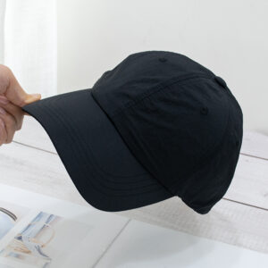 Black / Adjustable