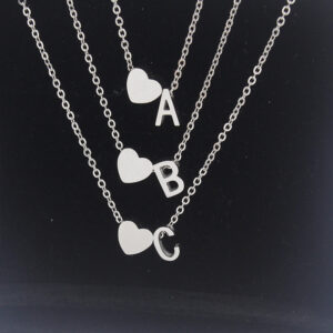 oly-ade6e68fcc9911f4d39fd767c785c499 Wholesale Personalized Fashion Stainless Steel Pendant Golden Heart English Letters Small Hole Beads A- Z Couple Necklace