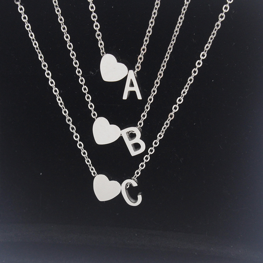 Wholesale Cross-border Hot-selling Personalized Fashion Stainless Steel Pendant Golden Heart English Letters Small Hole Beads A- Z Couple Necklace