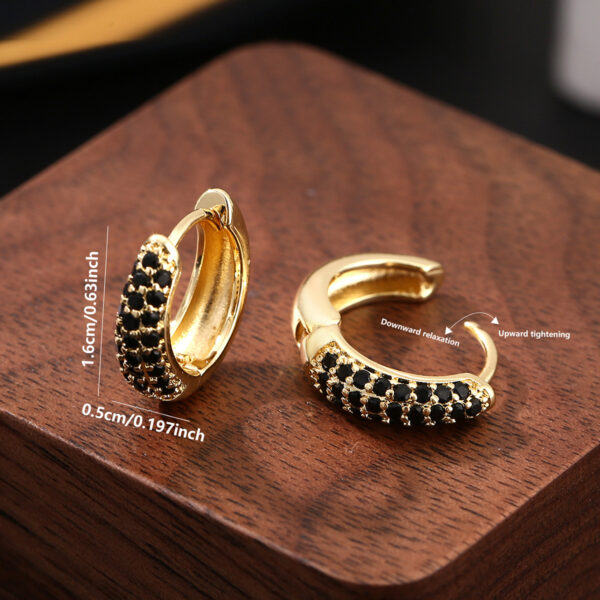 oly-ae03e74d6080a0bfa910fdb876cf3950 Wholesale jewelry luxury temperament copper inlaid zirconium geometric oval ear buckle trend hip hop earrings a generation of hair