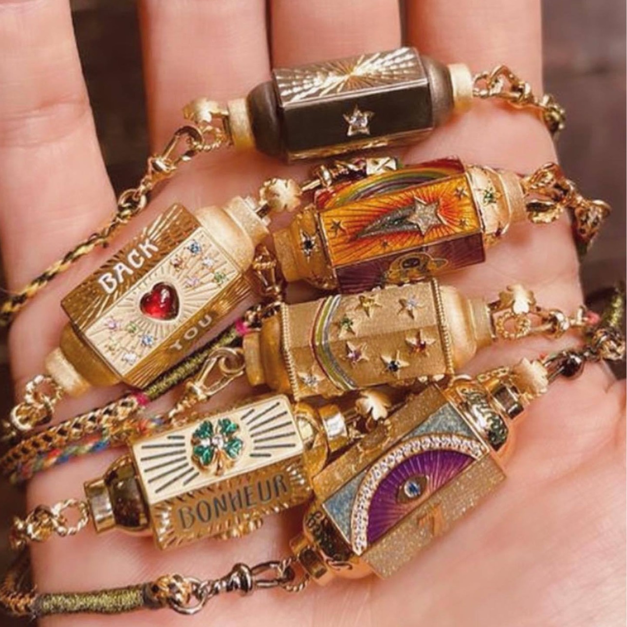 Wholesale European and American Valentine's Day Color Tarot Necklace Niche Design Star Eye Pendant Gold Plated Color Preservation