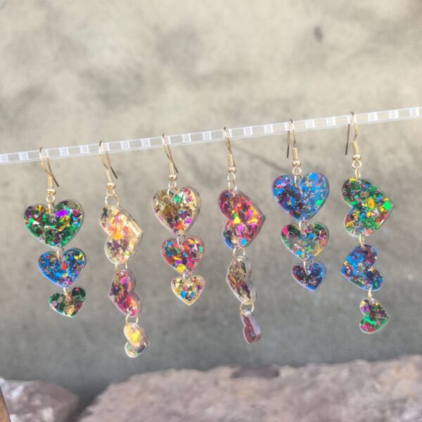 oly-ae8ff7837c92467358901dc9559d0832 Wholesale acrylic sequins asymmetric heart-shaped triple love personality simple retro earrings earrings color