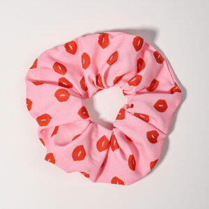 Pink lips large intestine ring