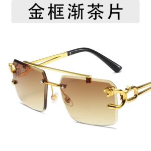 Gold frame gradually tawny