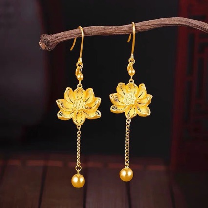 oly-aef18db63f0b7ffe767d8ba050875534 Wholesale Ancient style gold-plated lotus a perfect wedding accessory, a Valentine's Day gift for your girlfriend.