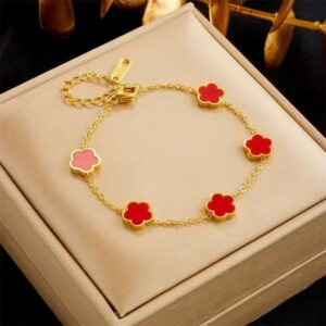 Red shell bracelet