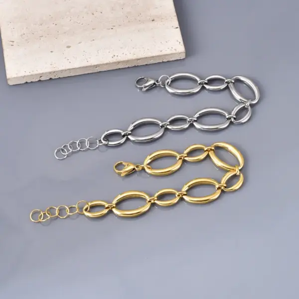 Wholesale PVD Coated Real Gold Plated Heart Shape Flower Butterfly 304 Stainless Steel Vacation Classic Style Waterproof Non Tarnish 304 Stainless Steel Lobster Trigger Clasp Closure Bracelets