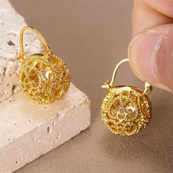 Wholesale Three-dimensional Geometric Drop Earrings For Women In Copper With KC Golden Plated Water Plating And 0.03µm Thickness
