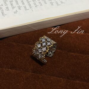 J240 ring