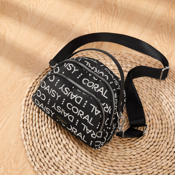 Wholesale Women's Casual All-match Shoulder Bag Crossbody Bag Handbag Small Round Bag Chest Bag Women's Bag