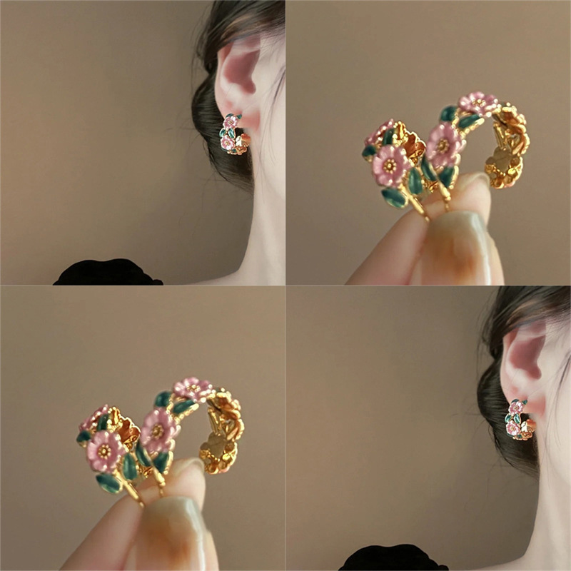 Wholesale French vintage color camellia enamel oil earrings high sense fashion temperament niche medieval earrings