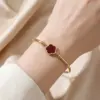 Wholesale Four Leaf Clover Bracelet For Unisex Featuring Simple Style Titanium Steel With 18K Real Gold Electroplated Plating