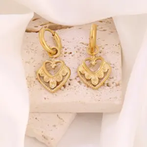 Gold / Average Size / B