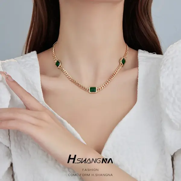 Wholesale Geometric Cuban Chain Link Necklace For Women In Copper With 14K Real Gold Electroplated Finish And Zircon Inlay