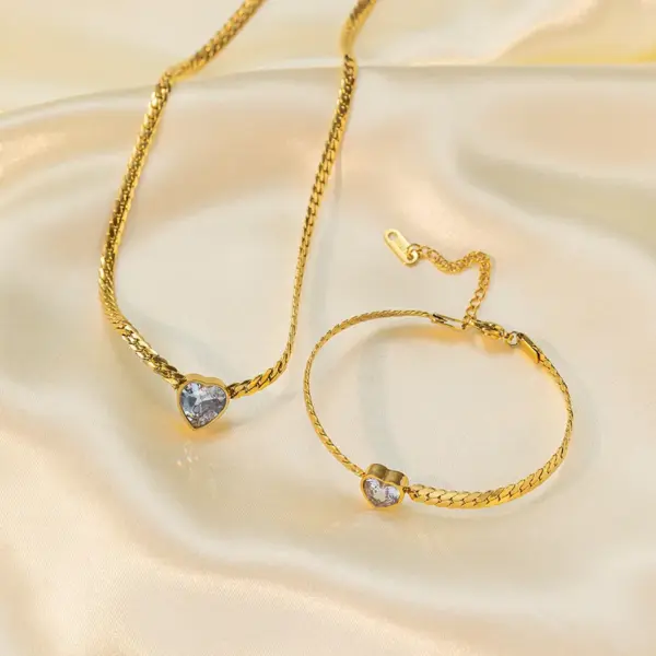 Wholesale 304 Stainless Steel Glass Heart Shape Ion Plating (IP) 18K Gold Plated Sexy Romantic Waterproof Non Tarnish Cuban Link Chain Curb Chain Gold Bracelets Necklace Jewelry Set