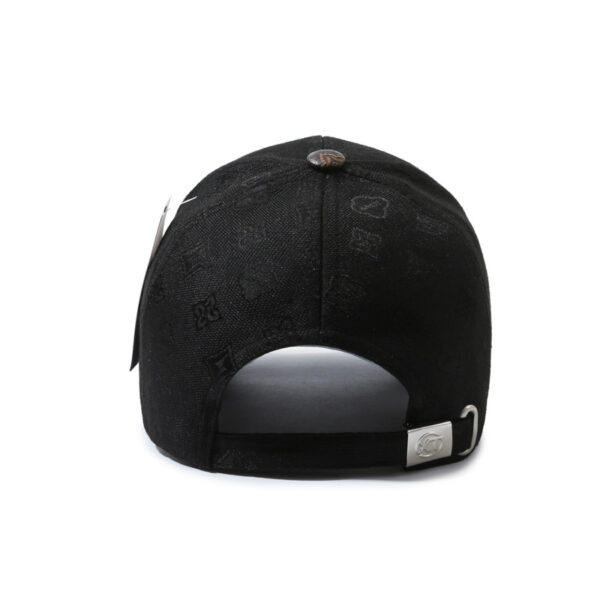 Wholesale Autumn and Winter Hat Fashion Embroidered Baseball Cap Street Korean Student Cap Big Head Breathable Baseball Cap