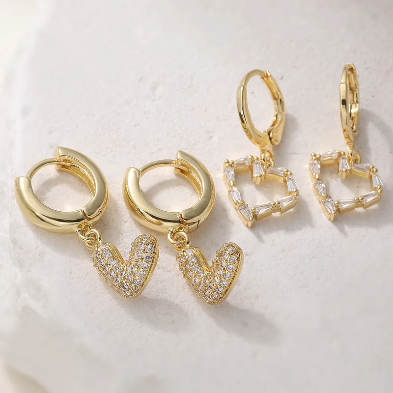 Wholesale Fashionable Luxury Heart Shaped Earrings Women's INS Unique High End Copper Plated 18K Gold Zirconia Studs For Daily Use And Selfie