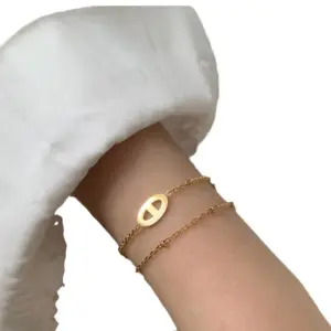 3 [Ae38] Pig Nose Bracelet / Gold