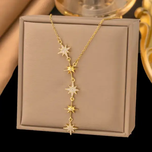 Wholesale Starburst Inlay Pendant Necklace For Women With Artificial Rhinestones In 18K Gold Plated Copper, Cable Chain