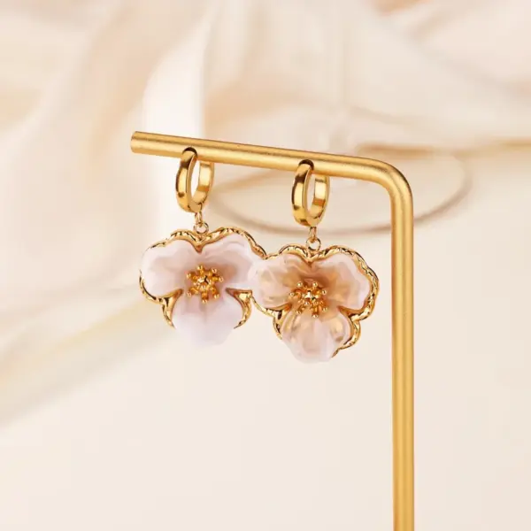 Wholesale Waterproof Non Tarnish Flowers Earrings For Women, 18K Real Gold Plated With Zircon Inlay, PVD Coated 304 Stainless Steel
