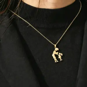 Gold / Average Size