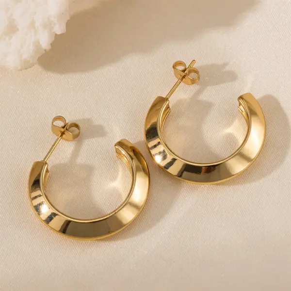 Wholesale Stainless Steel Titanium Open Ring Earrings Women Non-Fading Luxury Geometric Pattern Vacuum Plated 18K Gold Ear Jewelry