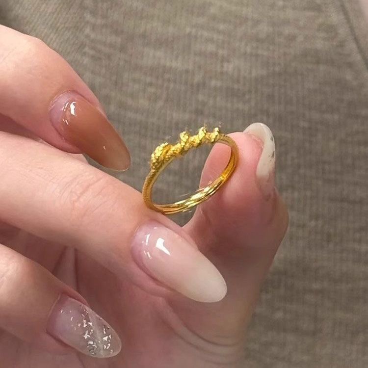 Wholesale Chinese Style Golden Snake Winding Necklace for Women Ins Accessible Luxury Niche Pendant Clavicle Chain Gift for Girlfriend This Year