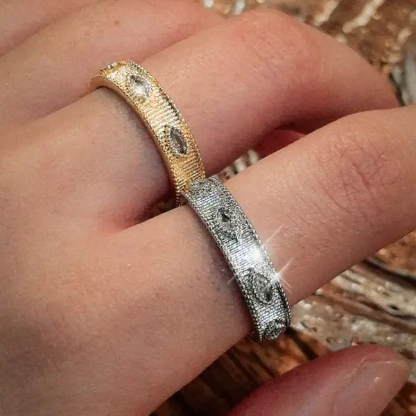 Wholesale Stripe Waterproof Non Tarnish Rings For Women In 304 Stainless Steel With 18K Real Gold PVD Coating And Zircon Inlay