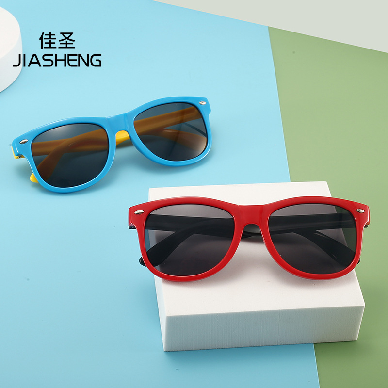 Wholesale Cross-border new children's silicone sunglasses fashion mi nail catwalk sunglasses color matching men's and women's baby sun protection glas