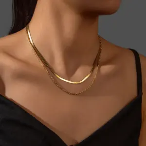 Gold Necklace Flat Hemp Flowers Chain