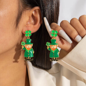 Wholesale St. Patrick's green earrings alloy oil drop diamond Irish carnival earrings
