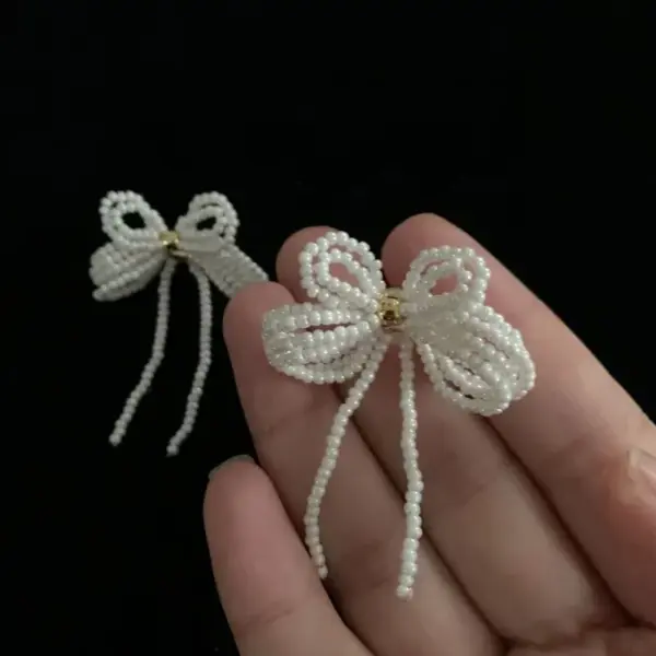 Wholesale Fashionable Escape Princess Butterfly Knot Beaded Earrings Unique Design High-End Feelings Small Audience Sensation Ear Jewelry
