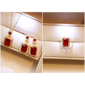 Ruby Luxury Square Three-Piece Set