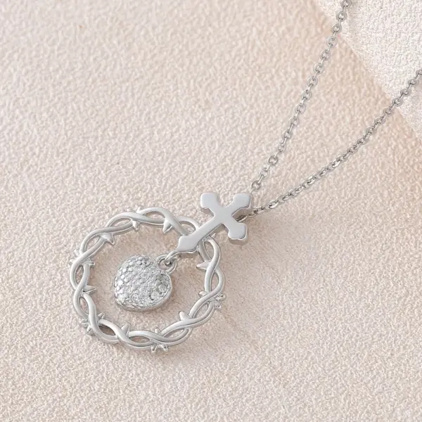 Wholesale For Women Cross Pendant Necklace In Copper With 18K Real Gold Plated Coating 0.05µm-0.08µm Featuring Zircon On Cable Chain