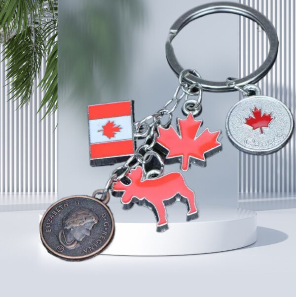 Wholesale Canadian flag key ring jewelry spot zinc alloy tourist souvenirs maple leaf keychain