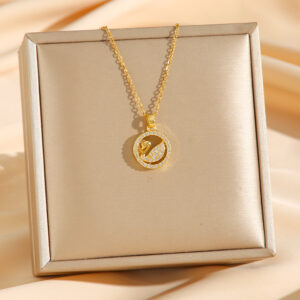 8195 golden swan