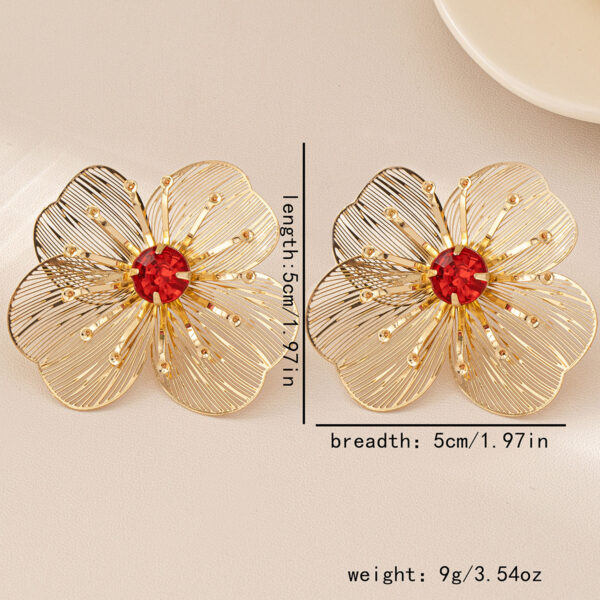oly-b556df045b84f2508f47b364648d1732 Wholesale 1 Pes Retro High-end Retro Flower Earrings Daily Commute Valentine's Day Gift