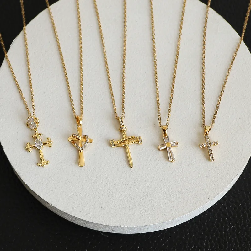 Wholesale 304 Stainless Steel Cross Electroplated Zircon Gold Plated Glam Modern Style Shiny Plating Inlay Gold Necklace