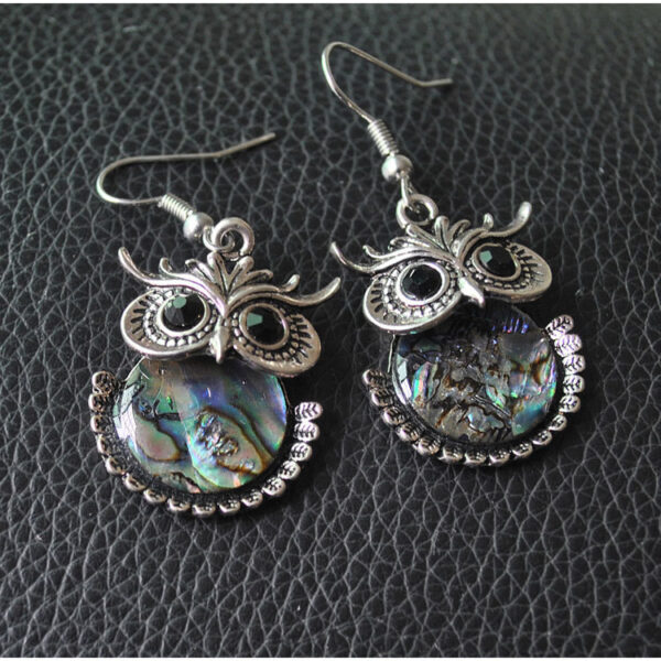 Wholesale retro style shell owl elephant color shell earrings retro special earrings wholesale in stock