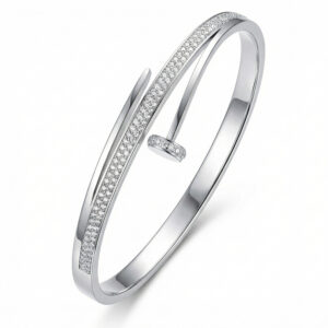 Diamond studded nail bracelet steel color / Vacuum real gold electroplating in full-body stainless steel furnace