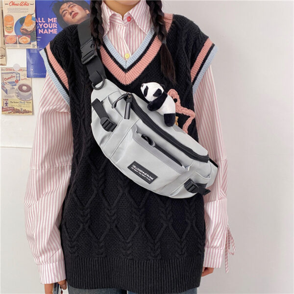 Wholesale chest Bag Men's Japanese Harajuku workwear style sports messenger bag South Korea versatile student riding shoulder waist bag fashion
