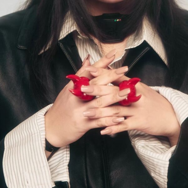 oly-b5a8d5d0edb75e151f3bfb9ceb8255c0 Wholesale creative devil angle resin ring color small angle personality niche ring gift
