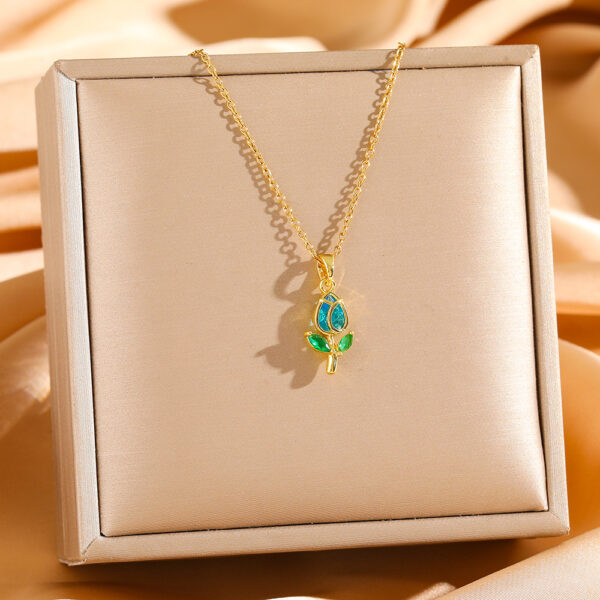 oly-b5b9ee437f27e4b7824071aa7d26fbea Wholesale Titanium steel tulip flower necklace with titanium steel pendant